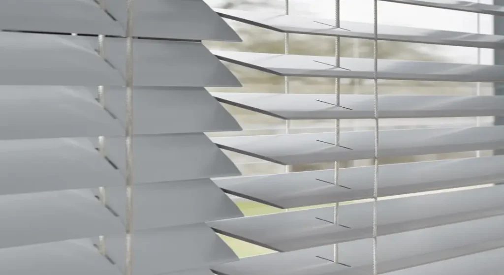 Cortinas persianas para oficinas 