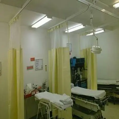 Cortinas Quirúrgicas Resistentes a Desinfectantes